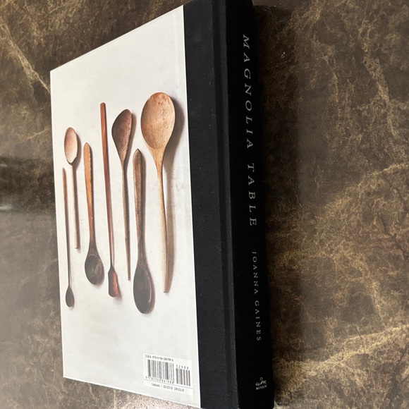 Magnolia Table Cookbook by Joanna Gaines - Black and White - Picture 4 of 9